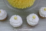 ruffledcupcakeswithyellow070