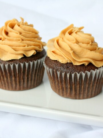 The BEST Peanut Butter Buttercream Frosting Recipe by MyCakeSchool.com! Tastes amazing with chocolate cakes and cupcakes! MyCakeSchool.com online cake tutorials, recipes, videos, and more!