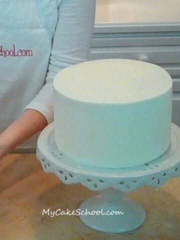 Hot Knife Method of Smoothing a Cake