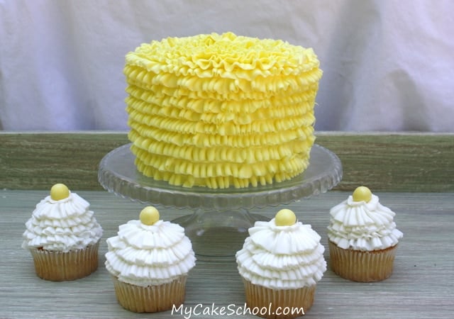 Learn to Create Beautiful Buttercream Ruffles with Piping Tips 050 & 070!