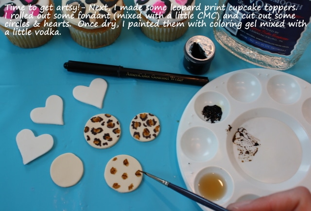 Learn how to make Leopard Print Cupcakes in this MyCakeSchool.com free cake tutorial!