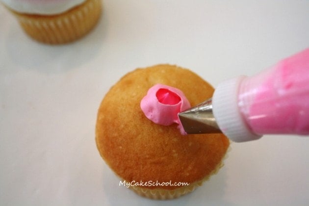 Beautiful Pull Apart Cupcake Cake Bouquet! Free tutorial by MyCakeSchool.com.