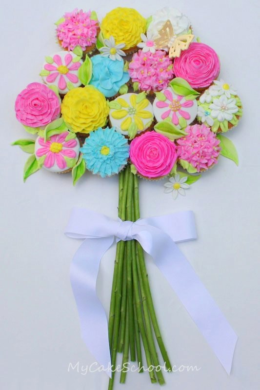 Buttercream Flower Cupcake Bouquet Tutorial by MyCakeSchool.com! PERFECT for birthdays, showers, anniversaries, and more! Free Tutorial.