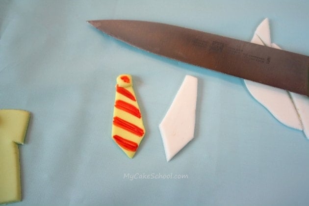 Father's Day Cupcake Tutorial by MyCakeSchool.com! Father's Day Cupcake Tutorial by MyCakeSchool.com!