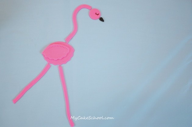 Free and Simple Swimsuit Cake Tutorial and Buttercream Beach Cupcakes! MyCakeSchool.com.