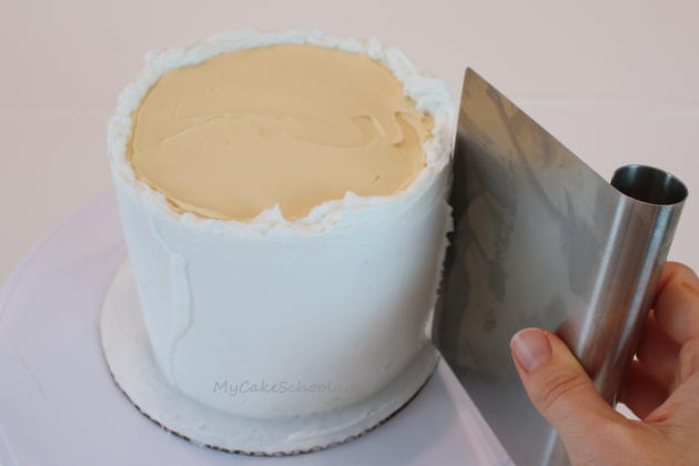 Beautiful Woodland Cake Tutorial in Buttercream! A free cake tutorial by My Cake School!