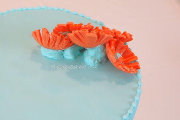 Learn to use a fondant crimper in MyCakeSchool.com's free cake decorating tutorial! {My Cake School Online Cake Classes, Tutorials, & Recipes}