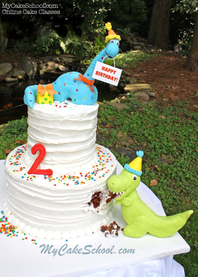 Sweet dinosaur cake from MyCakeSchool.com's member section. MyCakeSchool.com Online Cake Decorating Videos, Tutorials, and Recipes!