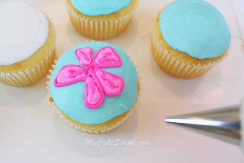 Bright and Cheerful Buttercream Cupcake Tutorial! Lilly Pulitzer Inspired. Free Tutorial by MyCakeSchool.com. Online Cake Decorating Tutorials, Videos, and Recipes! 