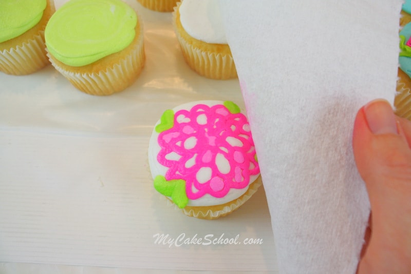 Bright and Cheerful Buttercream Cupcake Tutorial! Lilly Pulitzer Inspired. Free Tutorial by MyCakeSchool.com. Online Cake Decorating Tutorials, Videos, and Recipes! 