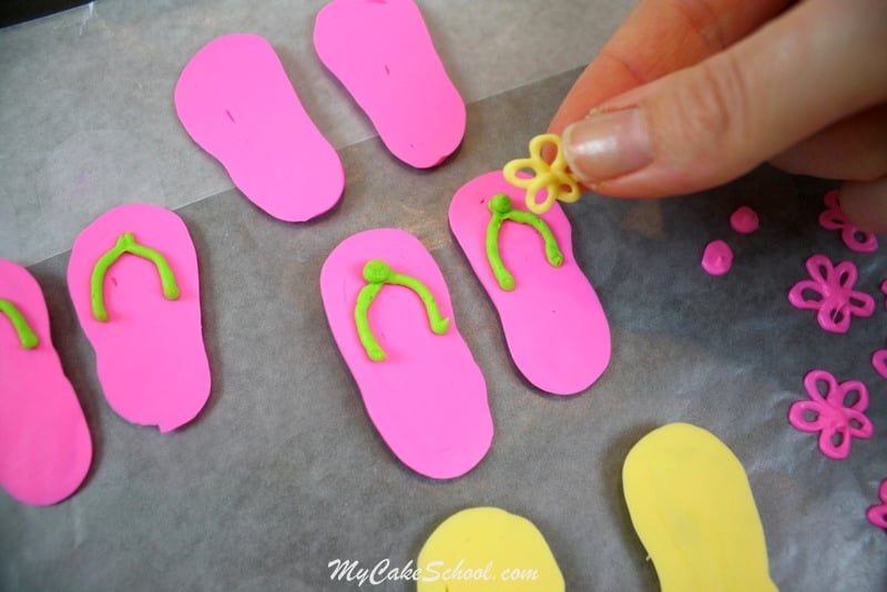 The cutest Flip Flop Cupcake Tutorial by MyCakeSchool.com! Free step by step tutorial!