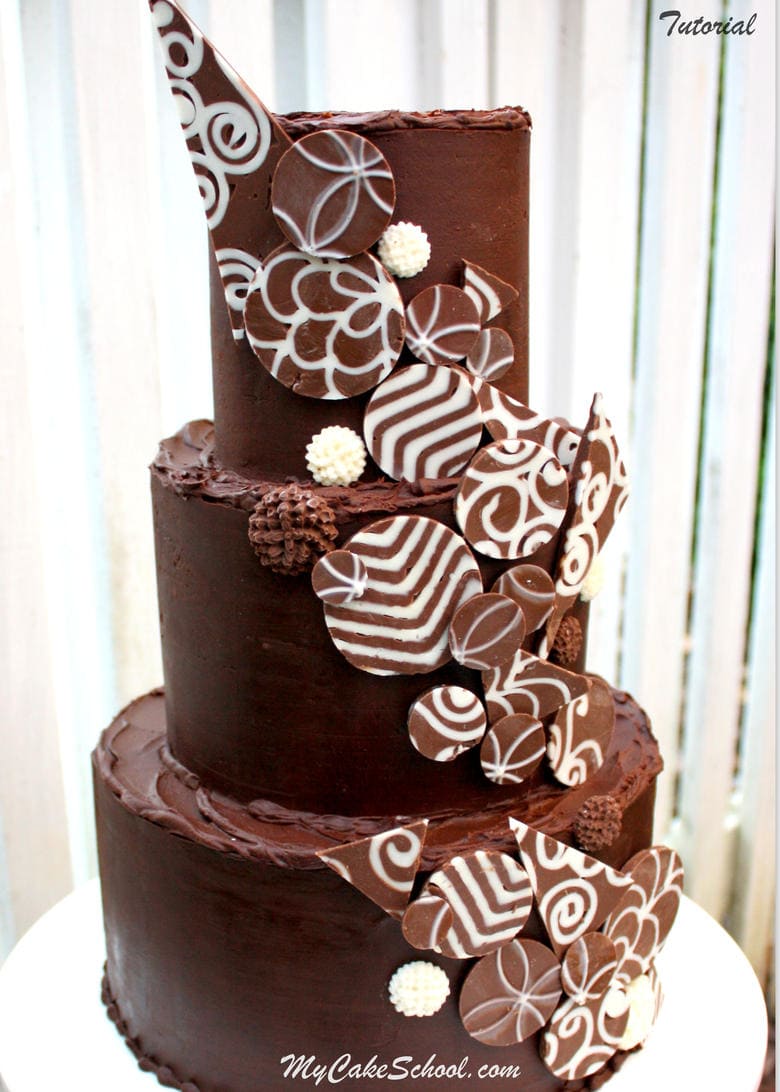 Learn to make gorgeous chocolate accents! My Cake School - Member Video