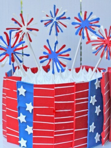 July 4th Cake with Chocolate Panels and FIreworks! Free Cake Video!