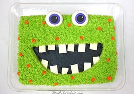 Free Monster Sheet Cake Tutorial by MyCakeSchool.com! So fun, and perfect for Halloween parties and Kids' Birthdays!