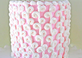 Elegant Loopy Buttercream PIping