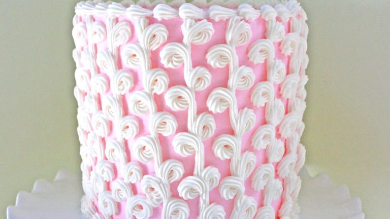 Easy and Elegant Loopy Buttercream Piping- Free Cake Video