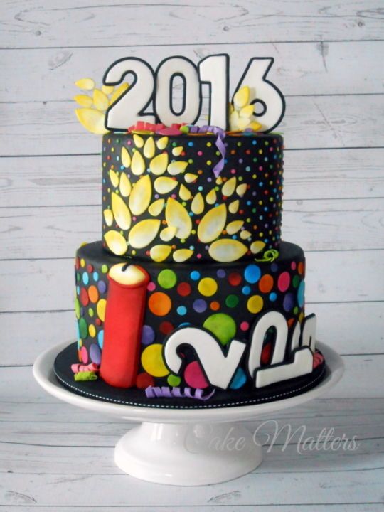 Happy New Year Cake by Cake Matters as featured on Cakesdecor.com