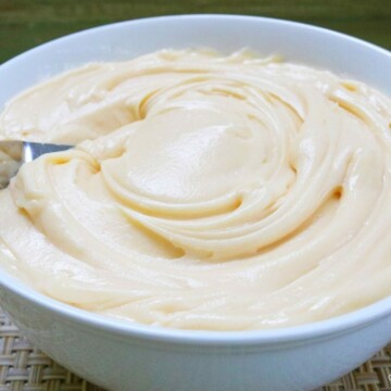 Easy Caramel Cream Cheese Frosting