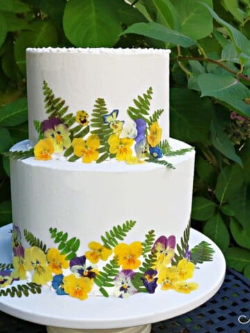 Pressed Flowers and Cake Decorating