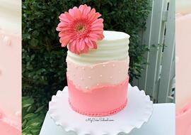 Beautiful Layered Buttercream Technique
