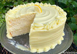 Delicious Lemon Cheesecake Cake