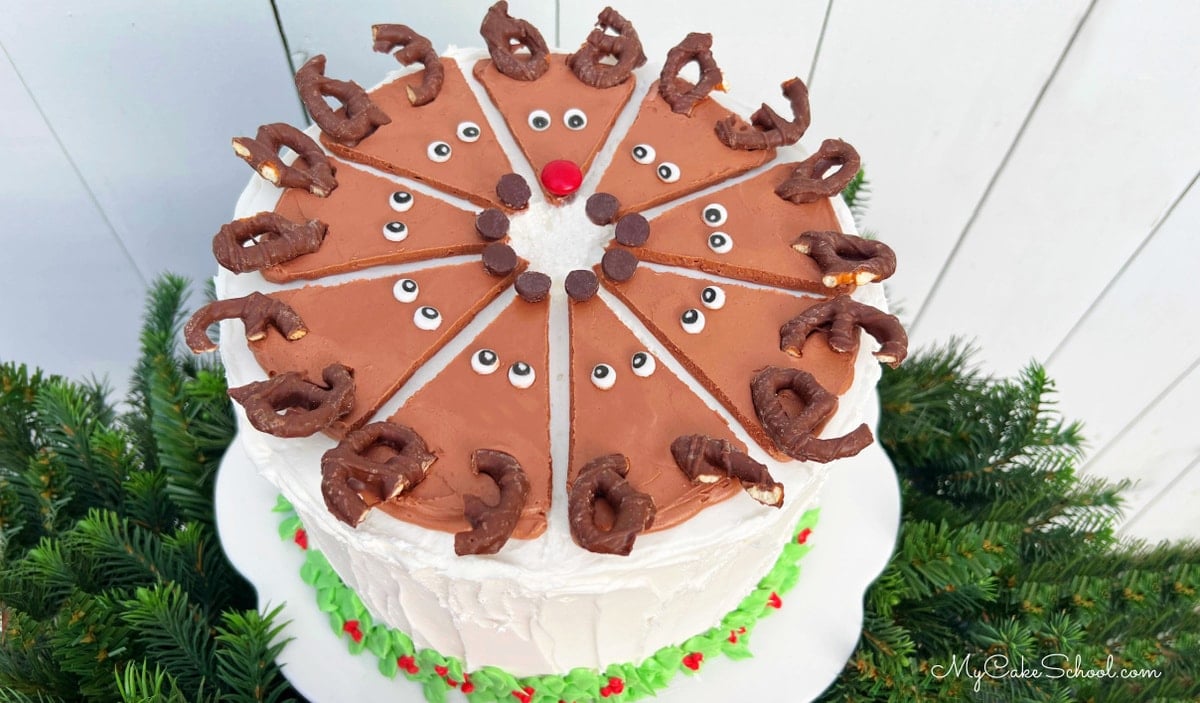 Easy Buttercream Reindeer Cake
