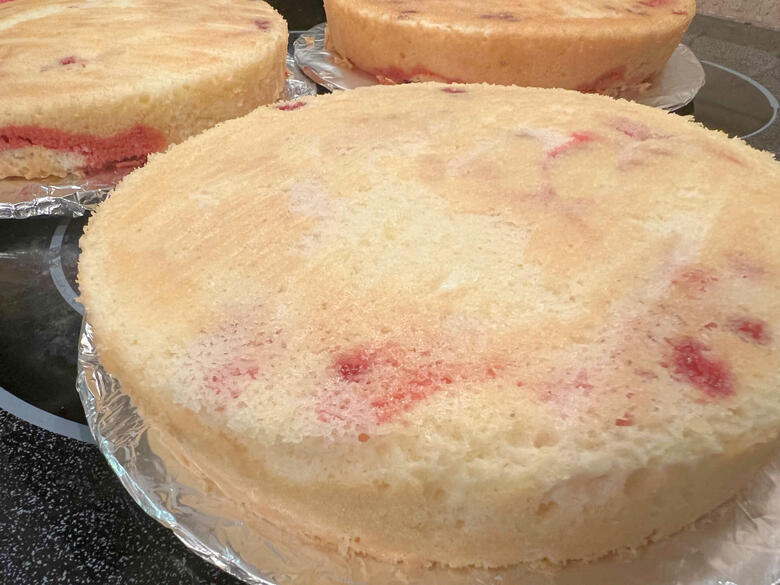 Almond Raspberry Swirl Cake