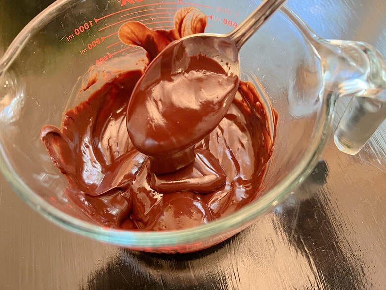 Chocolate Glaze for Three Layer Pound Cake