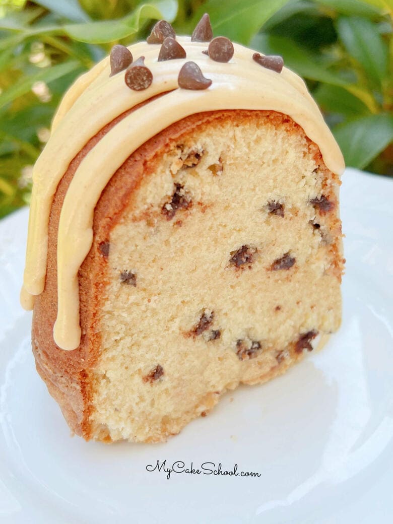 This moist Peanut Butter Chocolate Chip Pound Cake recipe is so moist and flavorful!