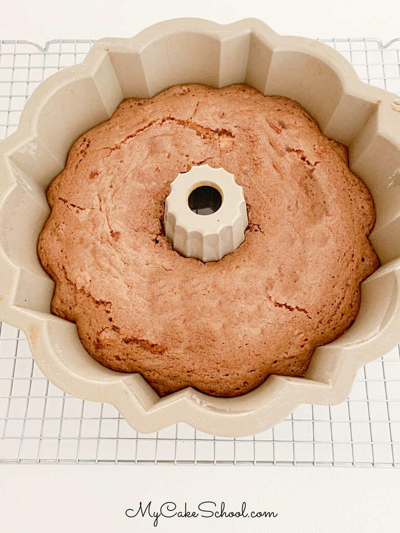 Apple Pecan Bundt Cake