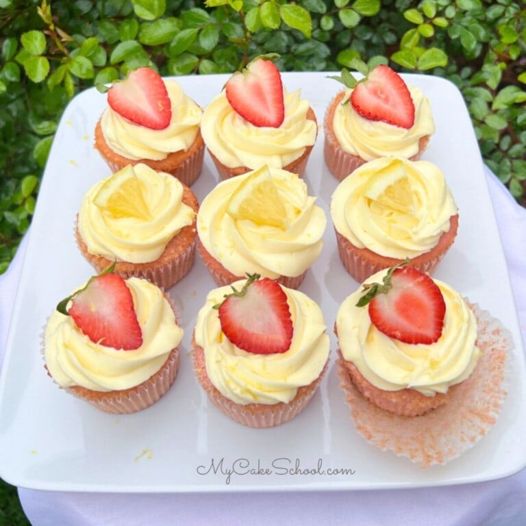 Strawberry Lemonade Cupcakes